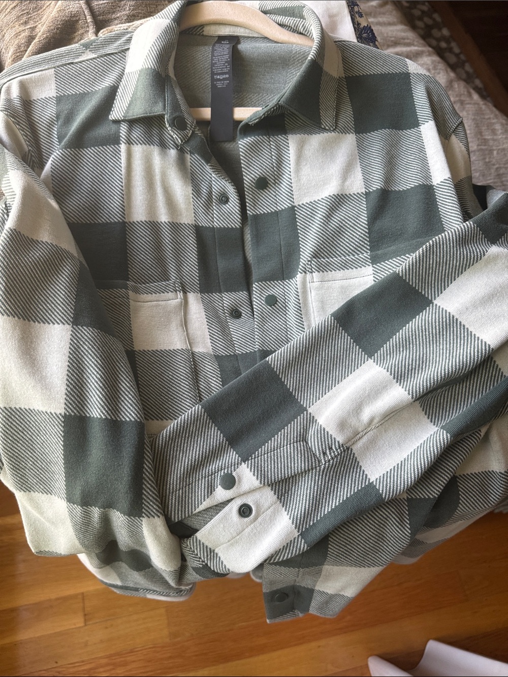 lululemon athletica Men's Plaid Button-Down Shirt Jacket - Sage Green & Cream